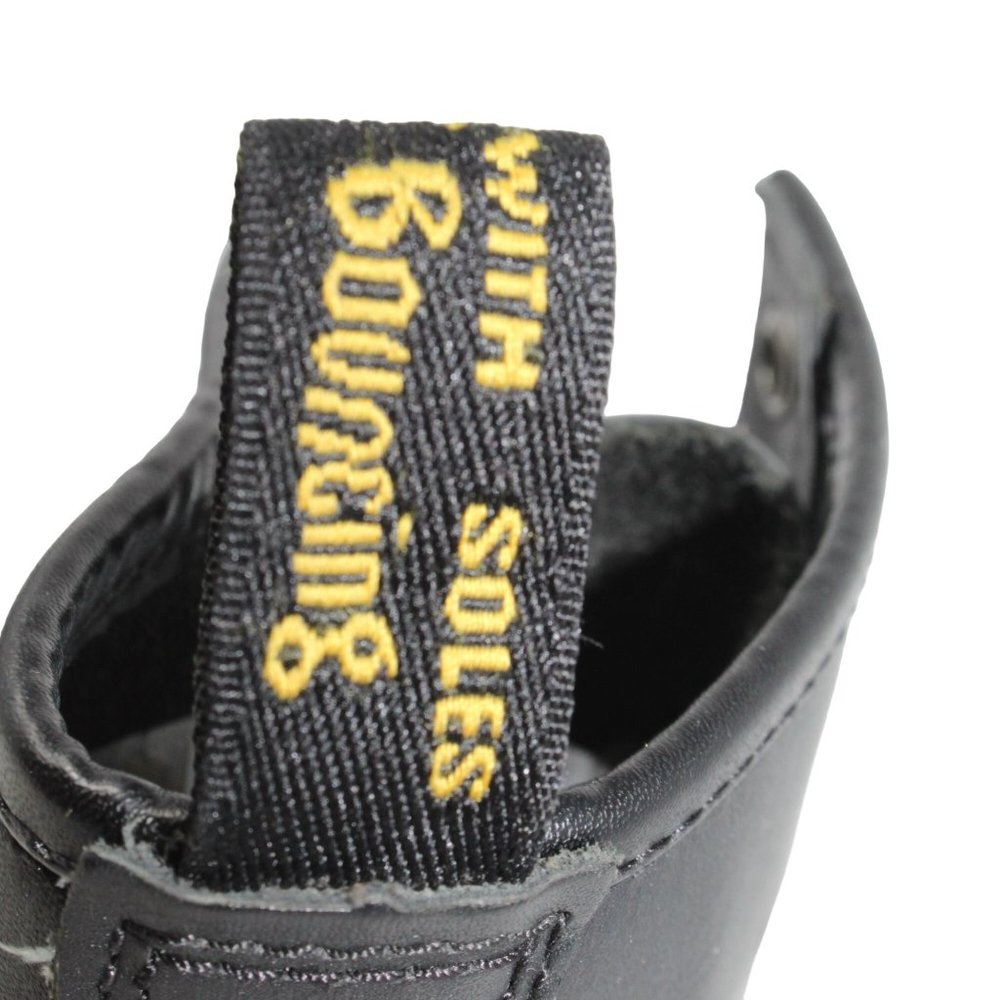 Doc Martens Womens Size 7 Air Wair Combat Boots Black Leather Beaded Laces 11821 - Picture 12 of 13